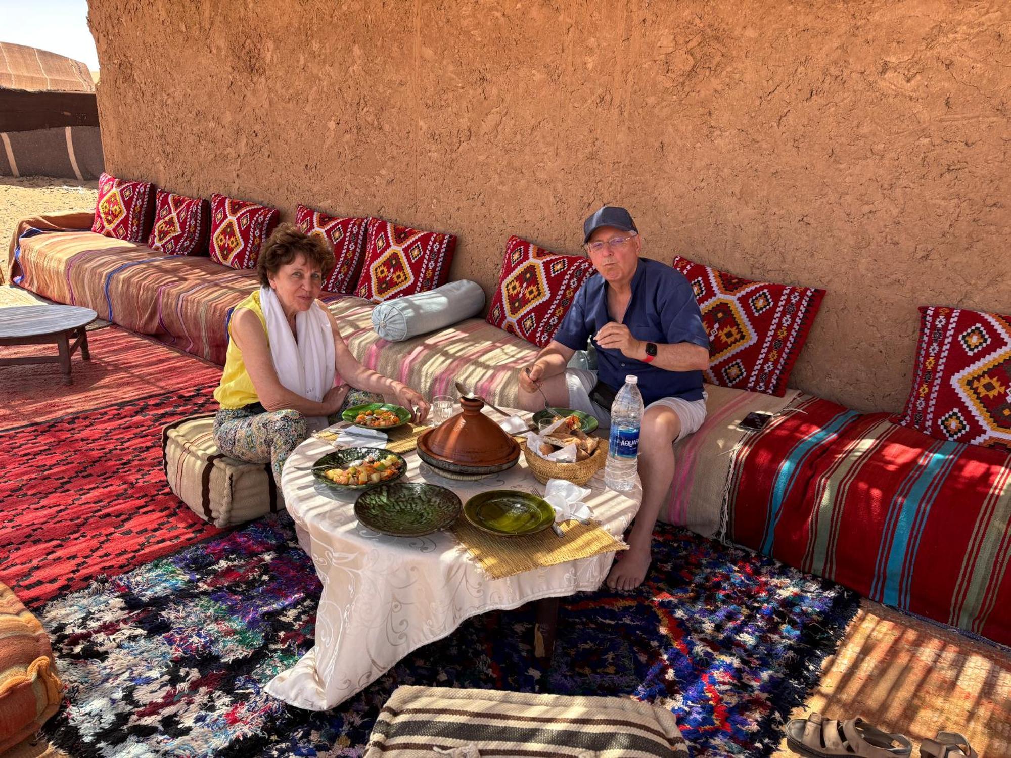 Bivouac La Dune Blanche فندق مبيت وإفطار محاميد الغزلان